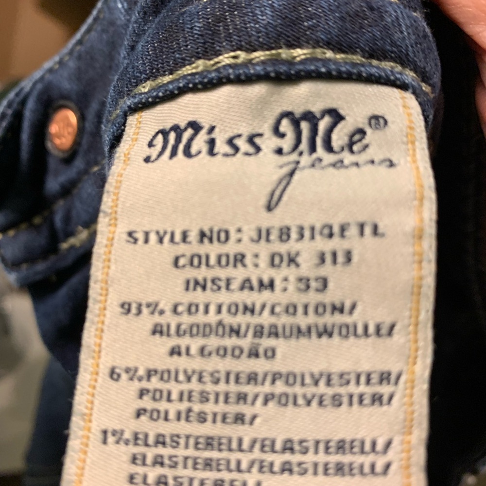 Miss Me Jeans - Picture 13 of 15